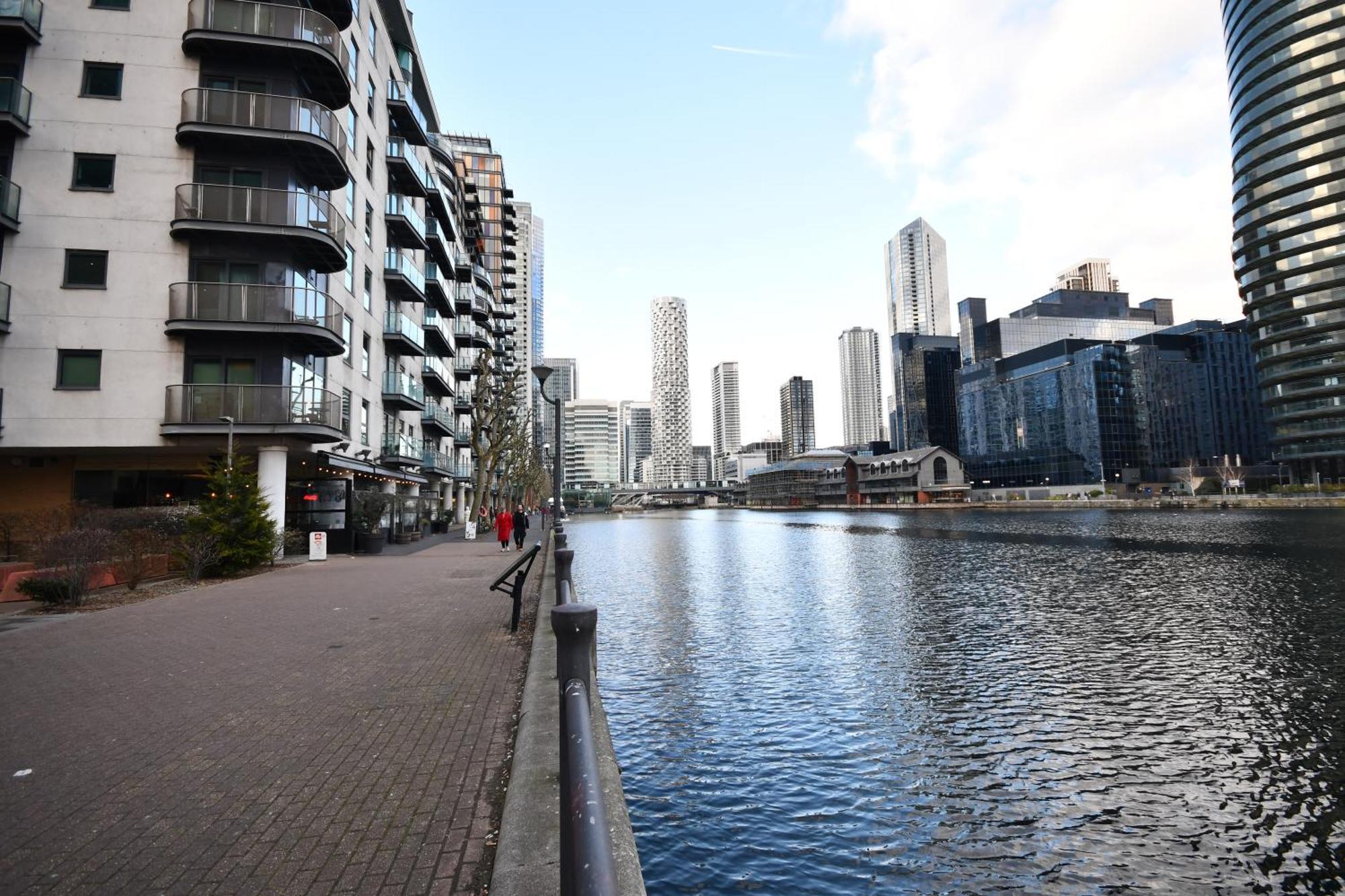 Comfortable 2 Bedroom Flat With Great View Near Canary Wharf Londra